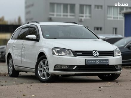 Белый Фольксваген Пассат, объемом двигателя 1.6 л и пробегом 301 тыс. км за 9400 $, фото 1 на Automoto.ua