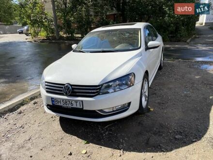 Белый Фольксваген Пассат, объемом двигателя 1.97 л и пробегом 241 тыс. км за 9700 $, фото 1 на Automoto.ua