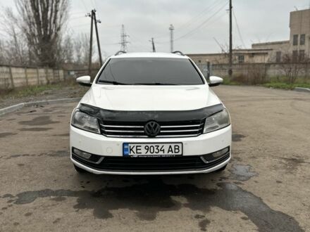 Белый Фольксваген Пассат, объемом двигателя 2 л и пробегом 297 тыс. км за 8000 $, фото 1 на Automoto.ua