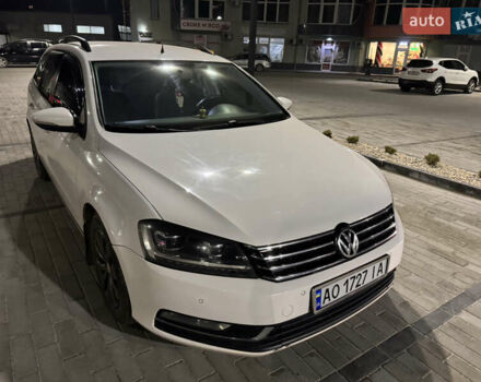 Белый Фольксваген Пассат, объемом двигателя 1.6 л и пробегом 260 тыс. км за 9200 $, фото 1 на Automoto.ua