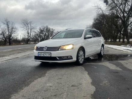 Білий Фольксваген Пассат, об'ємом двигуна 1.8 л та пробігом 214 тис. км за 10800 $, фото 1 на Automoto.ua