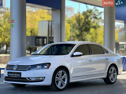 Белый Фольксваген Пассат, объемом двигателя 2 л и пробегом 266 тыс. км за 10699 $, фото 1 на Automoto.ua