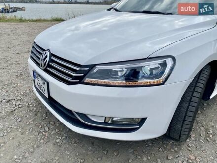 Фольксваген Пассат 2011 в Днепре (Днепропетровске) на Automoto.ua Белый Фольксваген Пассат, объемом двигателя 2.5 л и пробегом 212 тыс. км за 10300 $, фото 1 на Automoto.ua