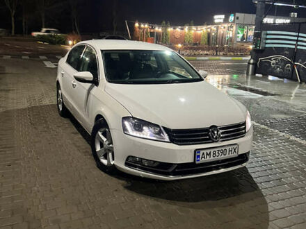 Белый Фольксваген Пассат, объемом двигателя 1.97 л и пробегом 289 тыс. км за 8700 $, фото 1 на Automoto.ua