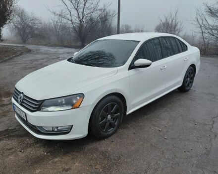 Белый Фольксваген Пассат, объемом двигателя 2.5 л и пробегом 230 тыс. км за 9300 $, фото 1 на Automoto.ua