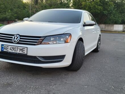 Белый Фольксваген Пассат, объемом двигателя 2 л и пробегом 299 тыс. км за 10000 $, фото 1 на Automoto.ua