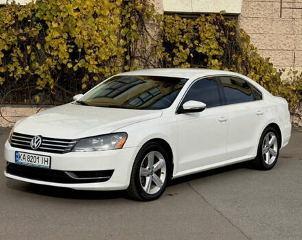 Білий Фольксваген Пассат, об'ємом двигуна 2.48 л та пробігом 237 тис. км за 9500 $, фото 1 на Automoto.ua