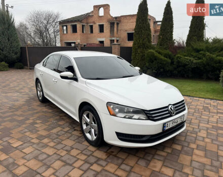 Белый Фольксваген Пассат, объемом двигателя 2.48 л и пробегом 234 тыс. км за 8950 $, фото 1 на Automoto.ua