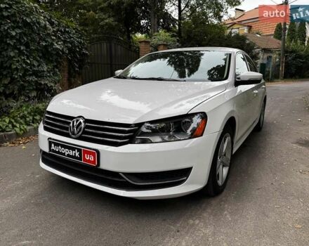 Белый Фольксваген Пассат, объемом двигателя 2.5 л и пробегом 225 тыс. км за 9290 $, фото 1 на Automoto.ua