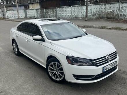 Фольксваген Пассат 2012 в Софіївська Борщагівка на Automoto.ua Белый Фольксваген Пассат, объемом двигателя 2.48 л и пробегом 300 тыс. км за 9200 $, фото 1 на Automoto.ua
