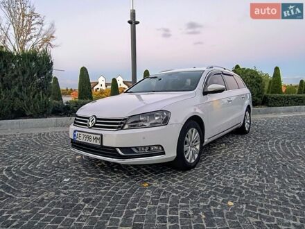 Белый Фольксваген Пассат, объемом двигателя 1.8 л и пробегом 192 тыс. км за 10000 $, фото 1 на Automoto.ua