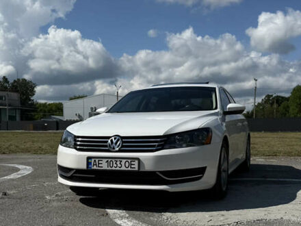 Білий Фольксваген Пассат, об'ємом двигуна 2.5 л та пробігом 209 тис. км за 10900 $, фото 1 на Automoto.ua