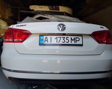 Білий Фольксваген Пассат, об'ємом двигуна 2.5 л та пробігом 160 тис. км за 2700 $, фото 1 на Automoto.ua