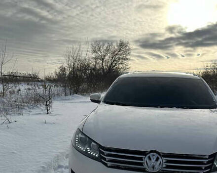 Белый Фольксваген Пассат, объемом двигателя 2 л и пробегом 179 тыс. км за 12400 $, фото 1 на Automoto.ua