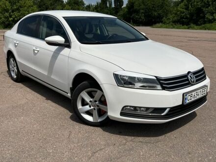 Белый Фольксваген Пассат, объемом двигателя 1.8 л и пробегом 140 тыс. км за 9300 $, фото 1 на Automoto.ua