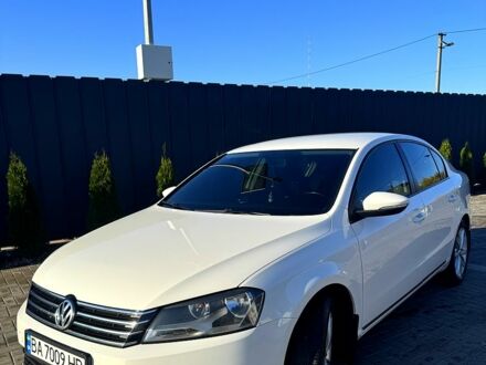 Білий Фольксваген Пассат, об'ємом двигуна 2 л та пробігом 16300 тис. км за 14000 $, фото 1 на Automoto.ua