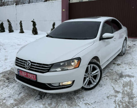 Белый Фольксваген Пассат, объемом двигателя 0 л и пробегом 153 тыс. км за 13200 $, фото 1 на Automoto.ua