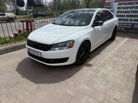 Белый Фольксваген Пассат, объемом двигателя 2.5 л и пробегом 250 тыс. км за 10500 $, фото 1 на Automoto.ua