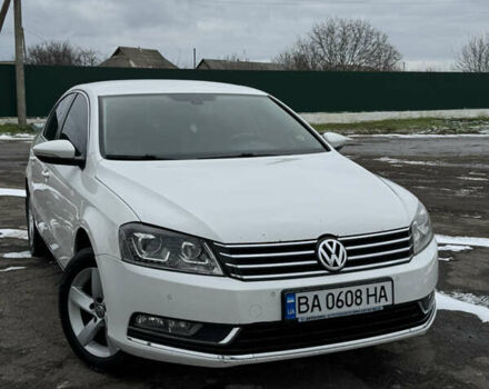 Белый Фольксваген Пассат, объемом двигателя 1.8 л и пробегом 262 тыс. км за 10700 $, фото 1 на Automoto.ua