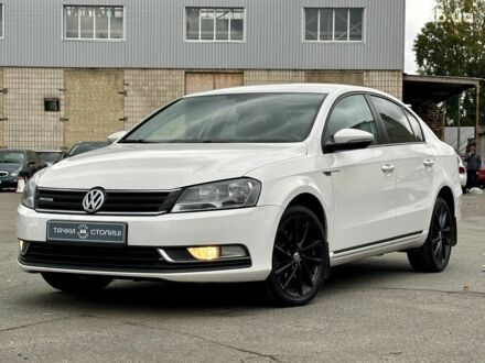 Белый Фольксваген Пассат, объемом двигателя 1.6 л и пробегом 194 тыс. км за 11400 $, фото 1 на Automoto.ua