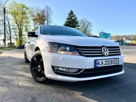 Белый Фольксваген Пассат, объемом двигателя 2.5 л и пробегом 200 тыс. км за 9500 $, фото 1 на Automoto.ua