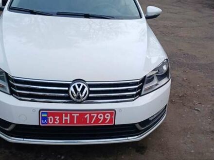 Білий Фольксваген Пассат, об'ємом двигуна 2 л та пробігом 95 тис. км за 12950 $, фото 1 на Automoto.ua