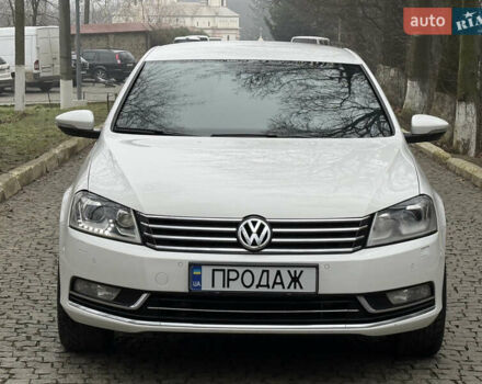 Белый Фольксваген Пассат, объемом двигателя 2 л и пробегом 295 тыс. км за 12300 $, фото 1 на Automoto.ua