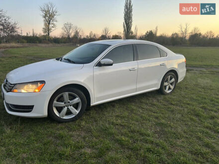 Фольксваген Пассат 2013 в Новоукраинке на Automoto.ua Белый Фольксваген Пассат, объемом двигателя 1.97 л и пробегом 181 тыс. км за 13300 $, фото 1 на Automoto.ua