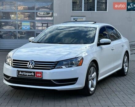 Белый Фольксваген Пассат, объемом двигателя 2.5 л и пробегом 159 тыс. км за 10990 $, фото 1 на Automoto.ua