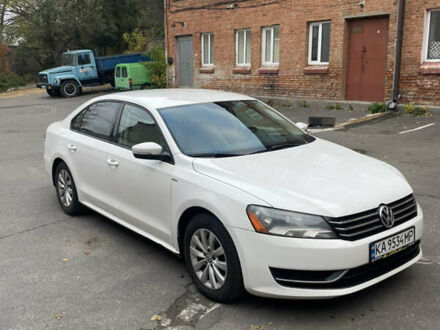 Белый Фольксваген Пассат, объемом двигателя 2.5 л и пробегом 197 тыс. км за 8500 $, фото 1 на Automoto.ua