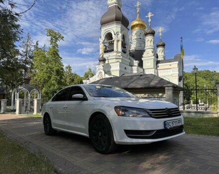 Білий Фольксваген Пассат, об'ємом двигуна 2.5 л та пробігом 290 тис. км за 7999 $, фото 1 на Automoto.ua