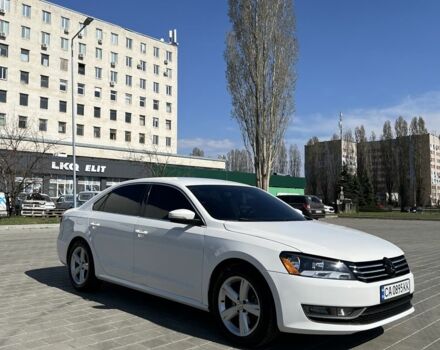 Белый Фольксваген Пассат, объемом двигателя 2.5 л и пробегом 159 тыс. км за 9100 $, фото 1 на Automoto.ua