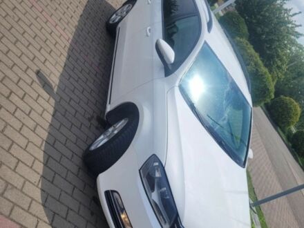 Белый Фольксваген Пассат, объемом двигателя 2 л и пробегом 270 тыс. км за 11000 $, фото 1 на Automoto.ua