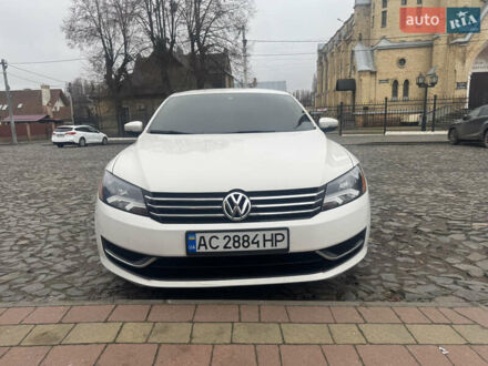 Белый Фольксваген Пассат, объемом двигателя 1.8 л и пробегом 261 тыс. км за 11500 $, фото 1 на Automoto.ua