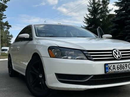 Белый Фольксваген Пассат, объемом двигателя 2 л и пробегом 369 тыс. км за 10000 $, фото 1 на Automoto.ua
