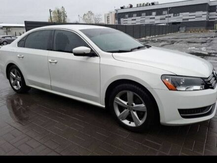 Белый Фольксваген Пассат, объемом двигателя 1.8 л и пробегом 227 тыс. км за 8700 $, фото 1 на Automoto.ua