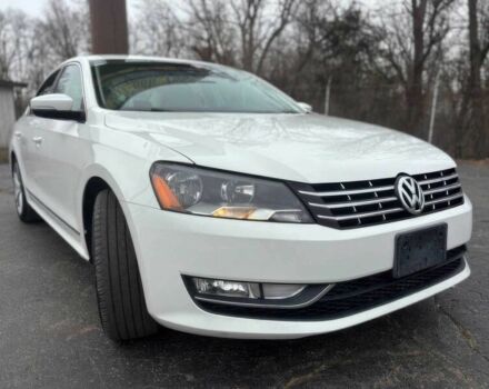 Белый Фольксваген Пассат, объемом двигателя 3.6 л и пробегом 90 тыс. км за 2000 $, фото 1 на Automoto.ua