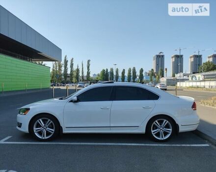 Белый Фольксваген Пассат, объемом двигателя 1.8 л и пробегом 173 тыс. км за 12600 $, фото 1 на Automoto.ua