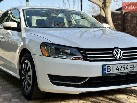 Белый Фольксваген Пассат, объемом двигателя 1.8 л и пробегом 207 тыс. км за 8390 $, фото 1 на Automoto.ua