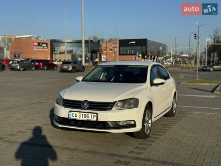 Фольксваген Пассат 2014 в Тальном на Automoto.ua Белый Фольксваген Пассат, объемом двигателя 1.97 л и пробегом 282 тыс. км за 10500 $, фото 1 на Automoto.ua