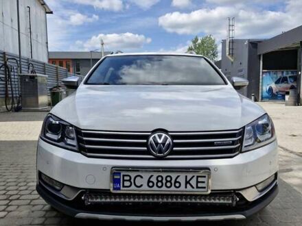 Білий Фольксваген Пассат, об'ємом двигуна 2 л та пробігом 264 тис. км за 13500 $, фото 1 на Automoto.ua