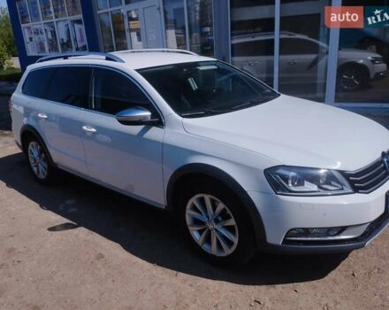 Белый Фольксваген Пассат, объемом двигателя 1.97 л и пробегом 277 тыс. км за 14000 $, фото 1 на Automoto.ua