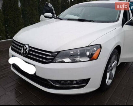 Белый Фольксваген Пассат, объемом двигателя 1.8 л и пробегом 227 тыс. км за 8700 $, фото 1 на Automoto.ua