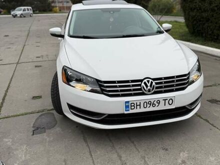 Фольксваген Пассат 2015 в Измаиле на Automoto.ua Белый Фольксваген Пассат, объемом двигателя 1.97 л и пробегом 255 тыс. км за 10500 $, фото 1 на Automoto.ua