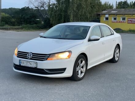 Білий Фольксваген Пассат, об'ємом двигуна 2.5 л та пробігом 220 тис. км за 7995 $, фото 1 на Automoto.ua