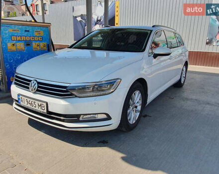 Белый Фольксваген Пассат, объемом двигателя 1.97 л и пробегом 215 тыс. км за 15100 $, фото 1 на Automoto.ua