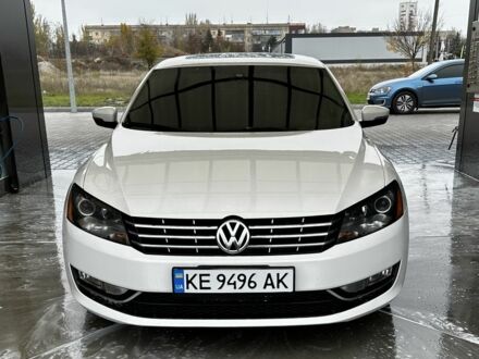 Белый Фольксваген Пассат, объемом двигателя 2 л и пробегом 239 тыс. км за 12300 $, фото 1 на Automoto.ua