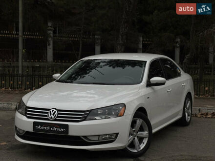 Белый Фольксваген Пассат, объемом двигателя 1.8 л и пробегом 269 тыс. км за 10599 $, фото 1 на Automoto.ua