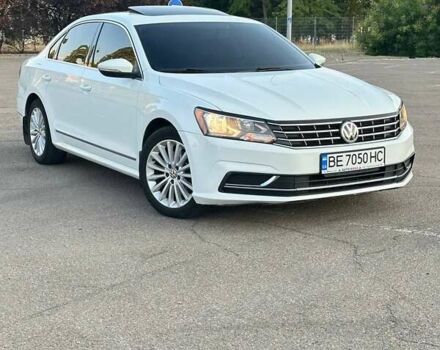 Білий Фольксваген Пассат, об'ємом двигуна 1.8 л та пробігом 204 тис. км за 11000 $, фото 1 на Automoto.ua