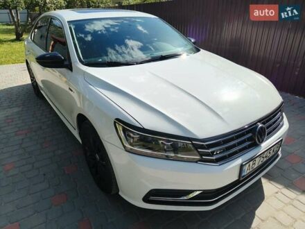 Фольксваген Пассат 2015 в Виннице на Automoto.ua Белый Фольксваген Пассат, объемом двигателя 1.8 л и пробегом 143 тыс. км за 14000 $, фото 1 на Automoto.ua